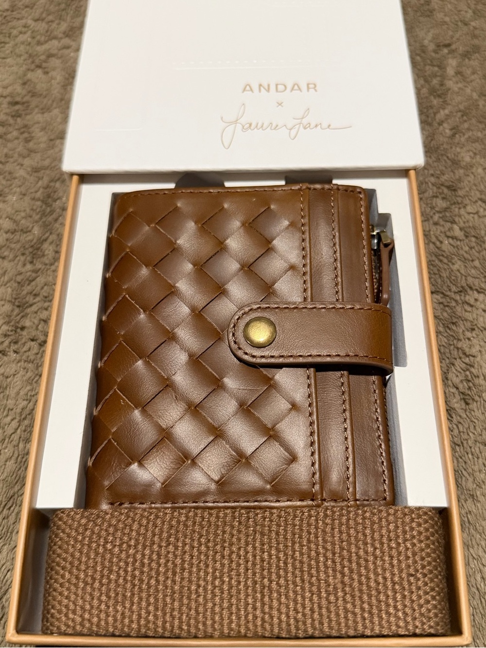 ANDAR Lauren Lane - the Lo Brown Woven Wallet and Teddy Charm